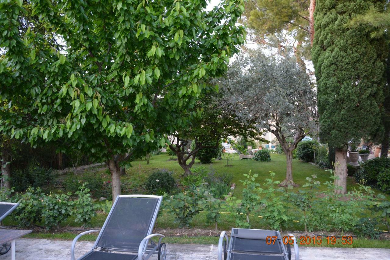Saint-Rémy-de-ProvenceMas Alpilles Soleilアパートメント エクステリア 写真